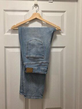 American Eagle - Women's Mom Jeans